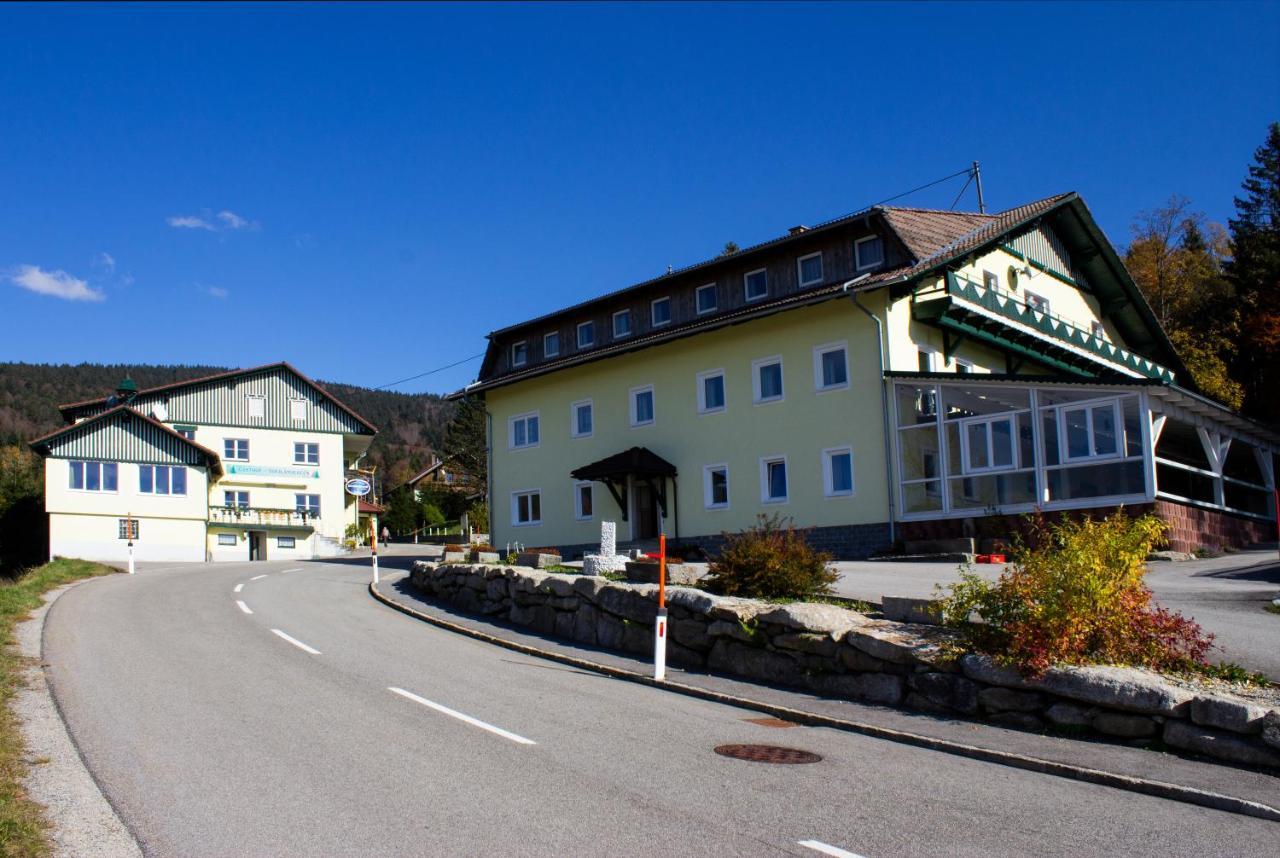 Gasthof Dreilaendereck Schwarzenberg am Bohmerwald Luaran gambar